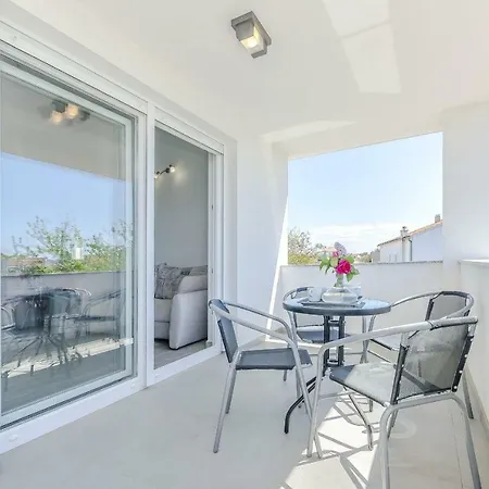 Apartments Endless Summer Srima Exterior photo